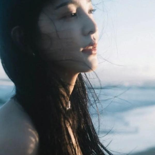 女学生和亨利先生